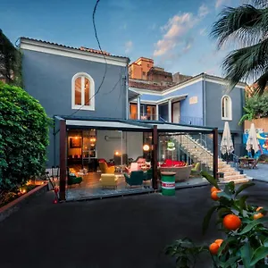 The Yard , CTA Italien